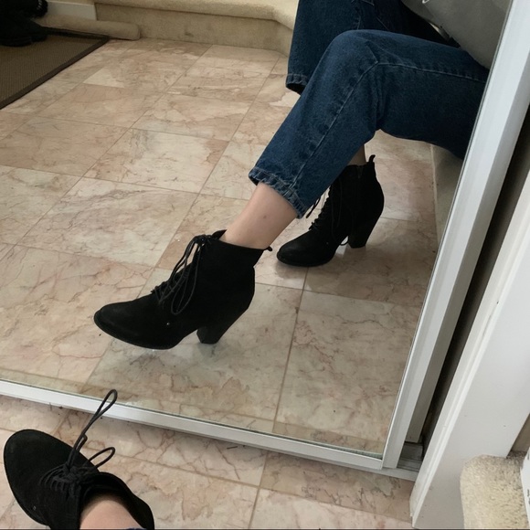 ALDO Heeled Boots - Picture 1 of 10